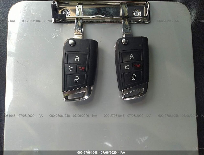 3VW5T7AU9FM031404