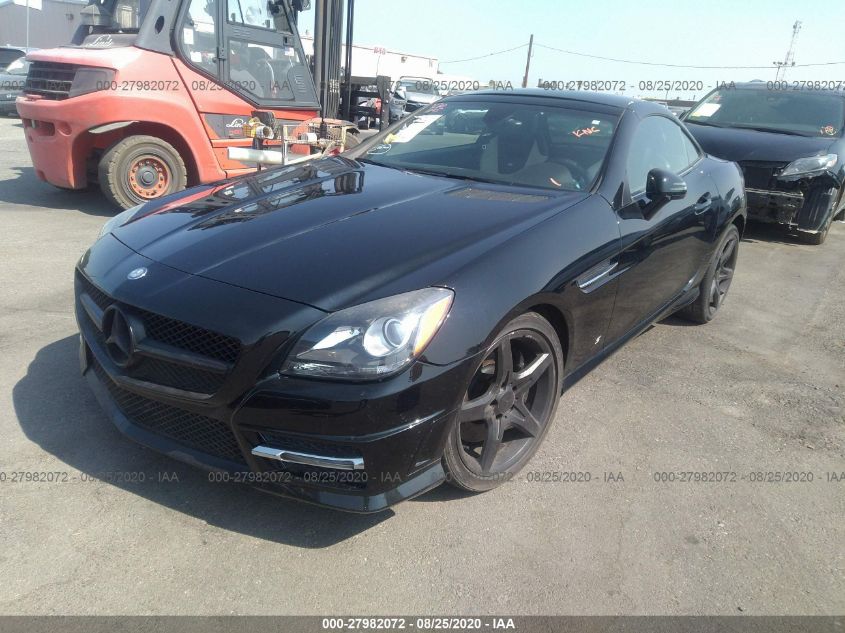 VIN WDDPK4HA7DF061741 2013 Mercedes-Benz SLK-Class,... no.2