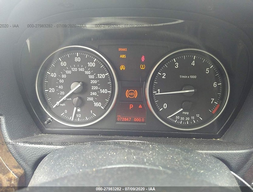 WBAVA37528NL52045
