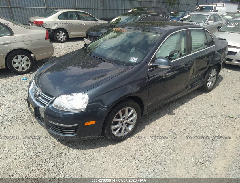 3VWRZ7AJ0AM019060