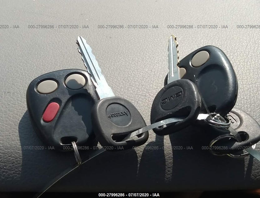 1GKDT13S482168594