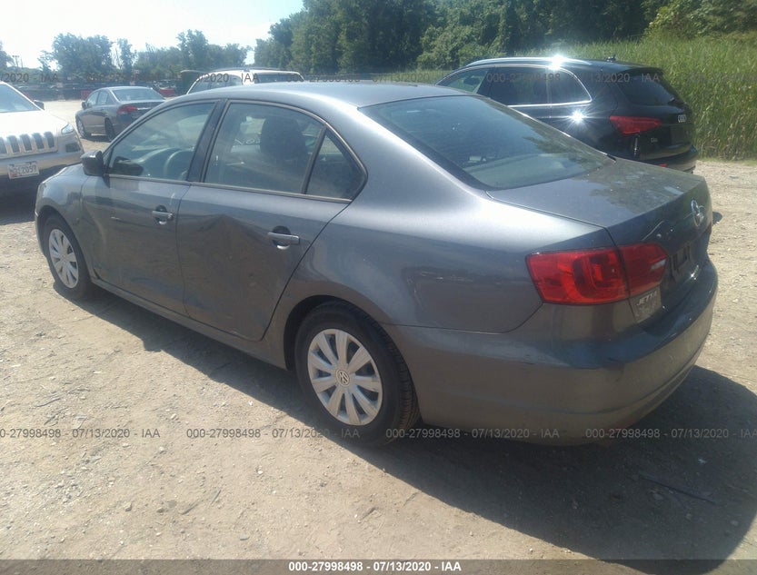 3VW2K7AJ1EM331884