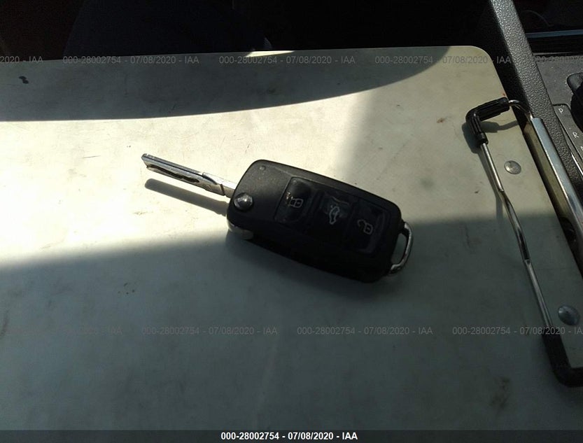 3VW2K7AJXFM421584
