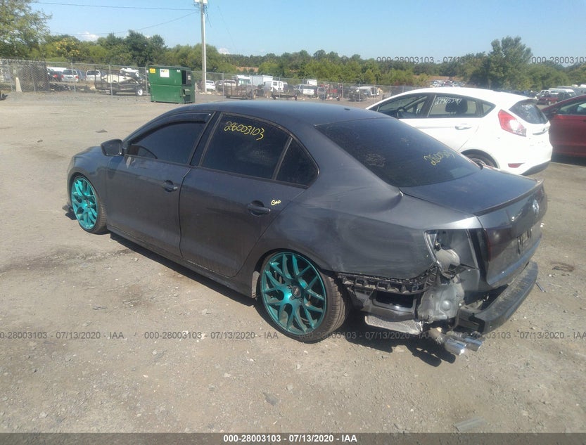 3VW167AJ1GM318104