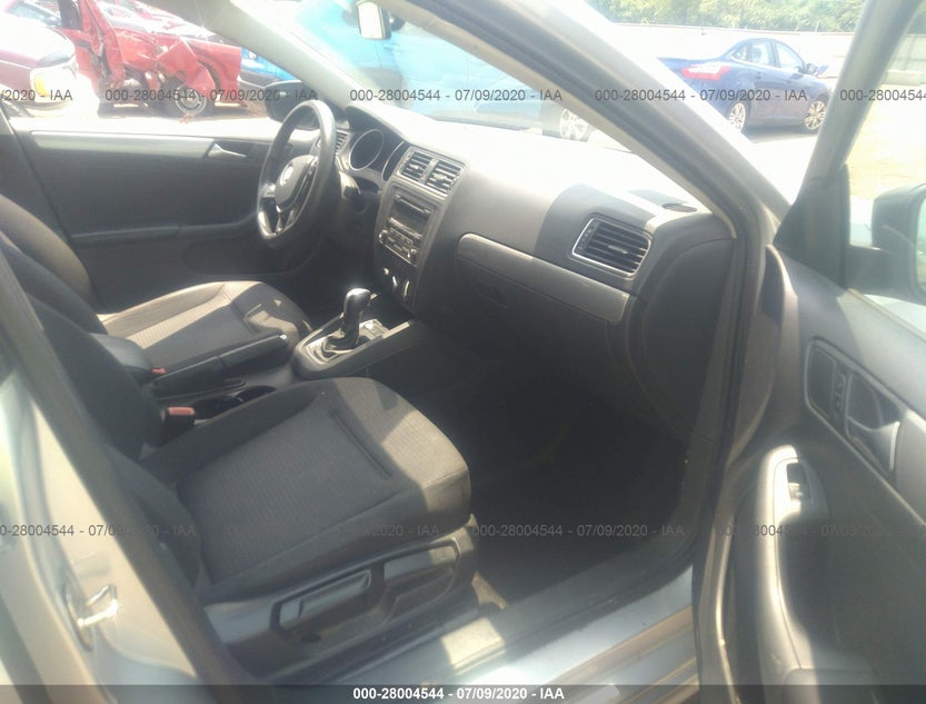 3VWD17AJ7FM269243