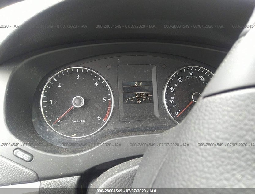3VWLL7AJ7EM410106