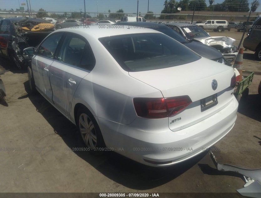 3VW2B7AJ3HM277556