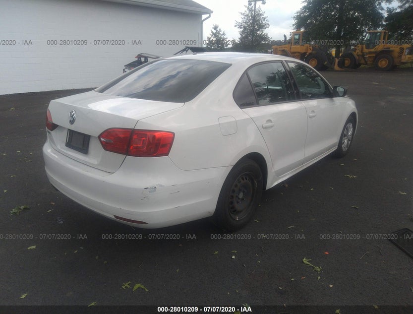 3VW2K7AJ2BM067912