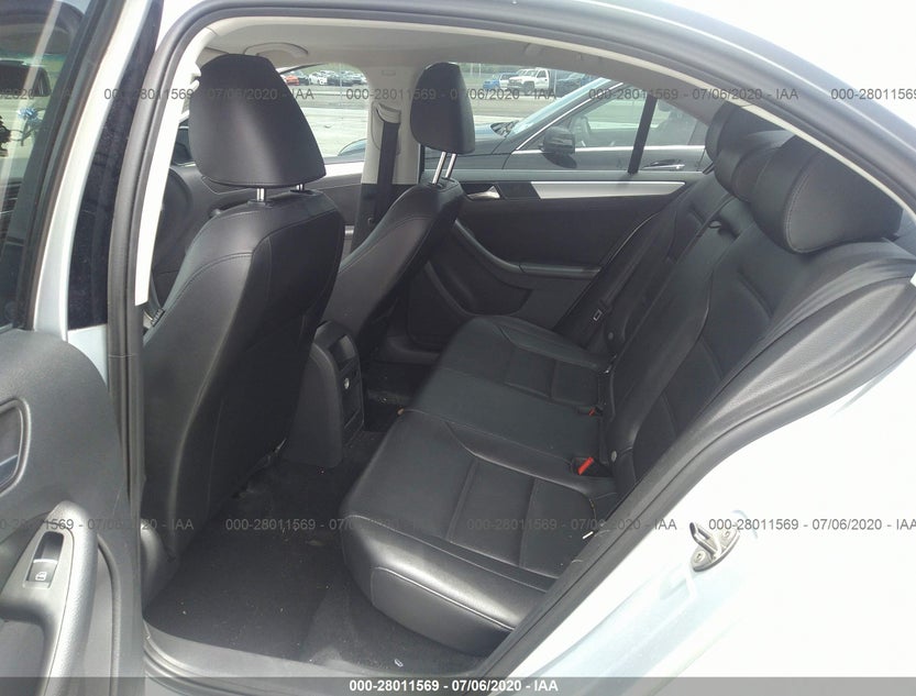 3VWDX7AJ3DM387706