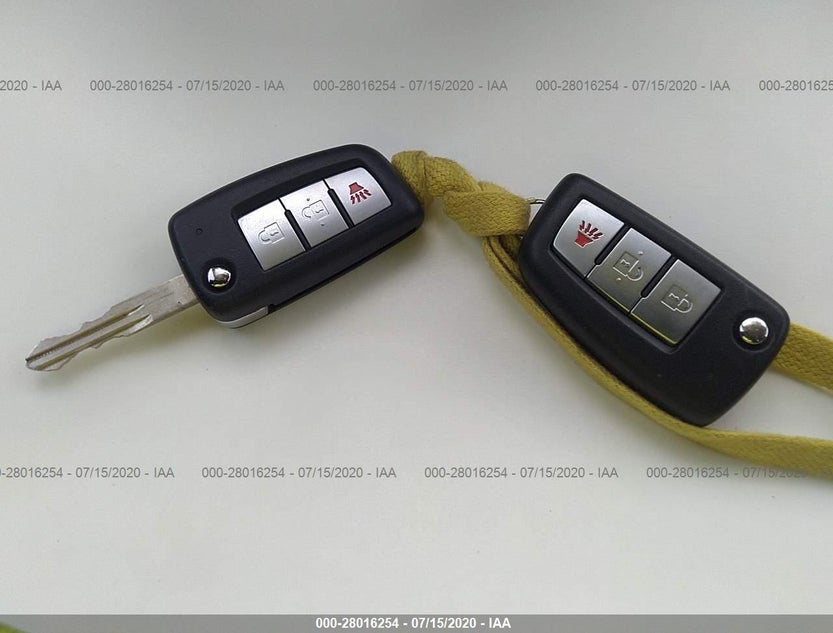 5N1AT2MV4HC776585
