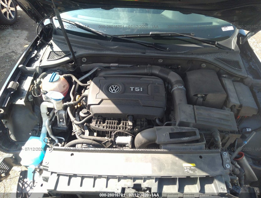 1VWDT7A38HC043017