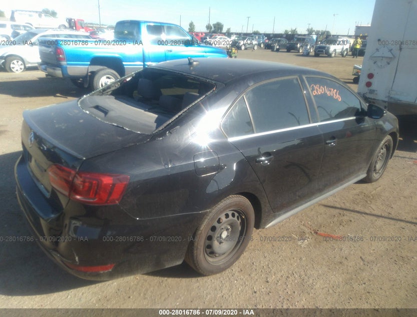 3VW5S7AJ3EM386883
