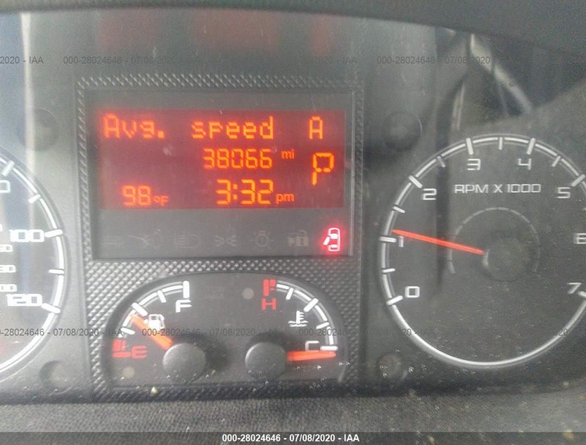 3C6TRVAG8JE143483