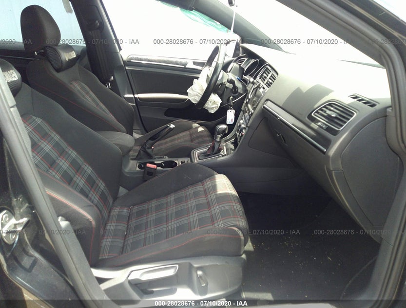 3VW4T7AU8GM038759