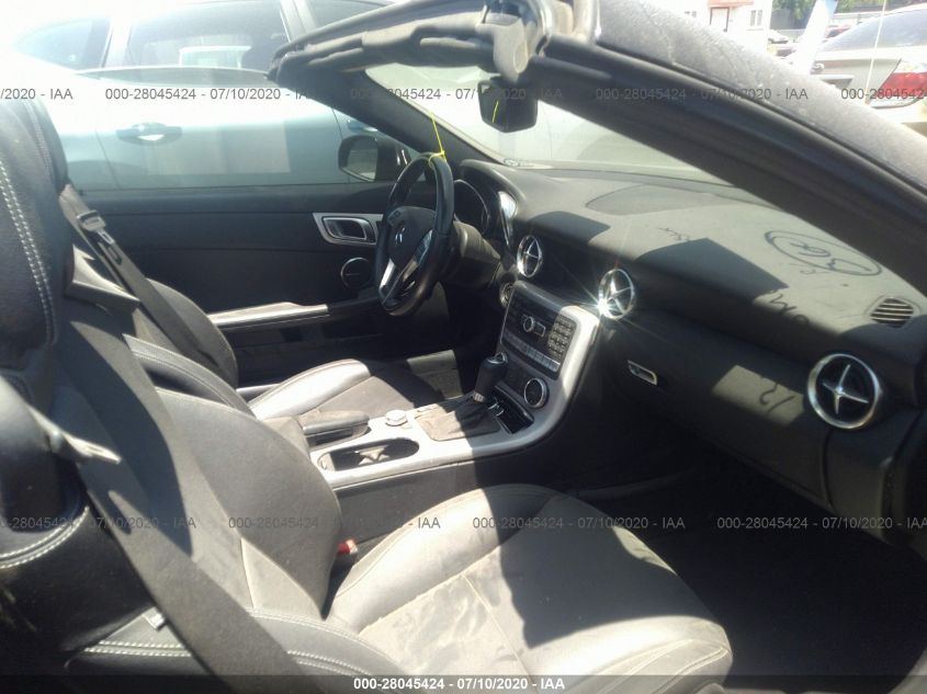 VIN WDDPK4HA4DF062796 2013 Mercedes-Benz SLK-Class,... no.5