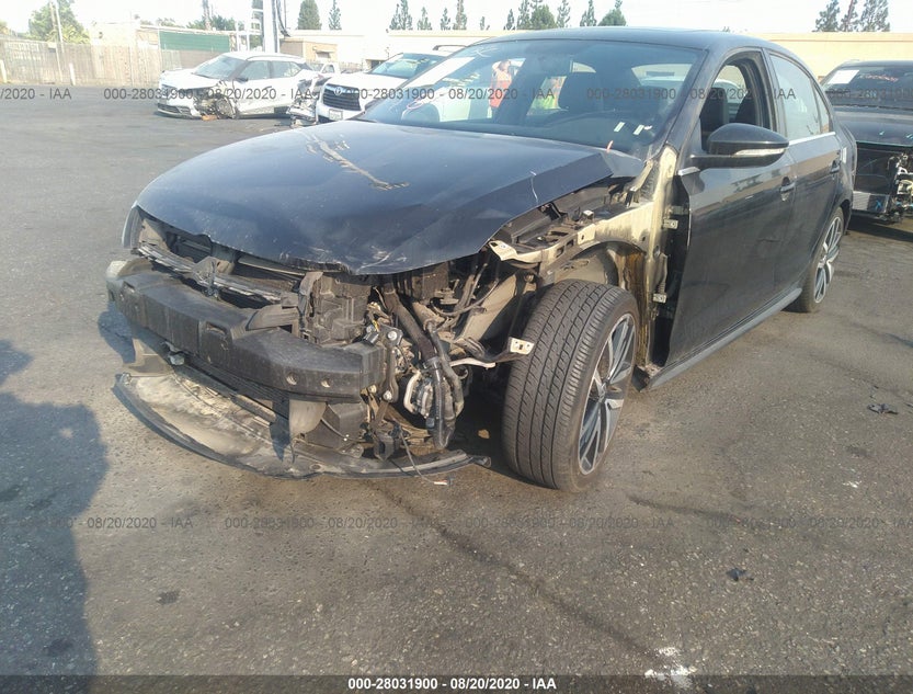 3VW4T7AJ9DM284611