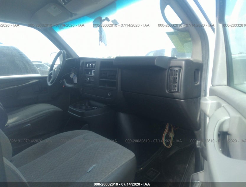 1GNSGBF40C1190155