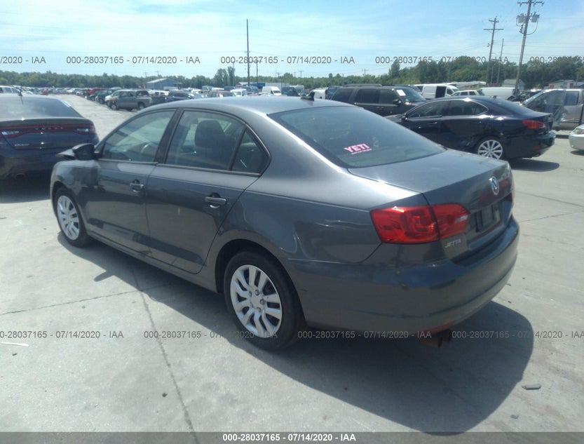 3VWDX7AJ6BM331563