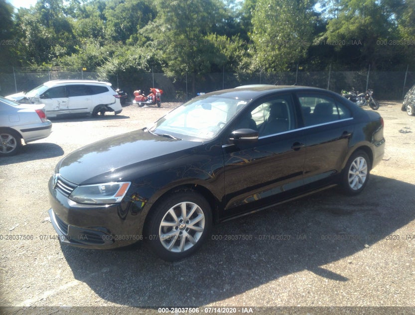 3VWD17AJ2EM379129