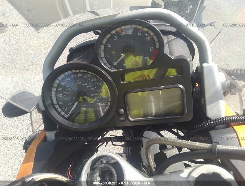 WB103130X9ZU46185