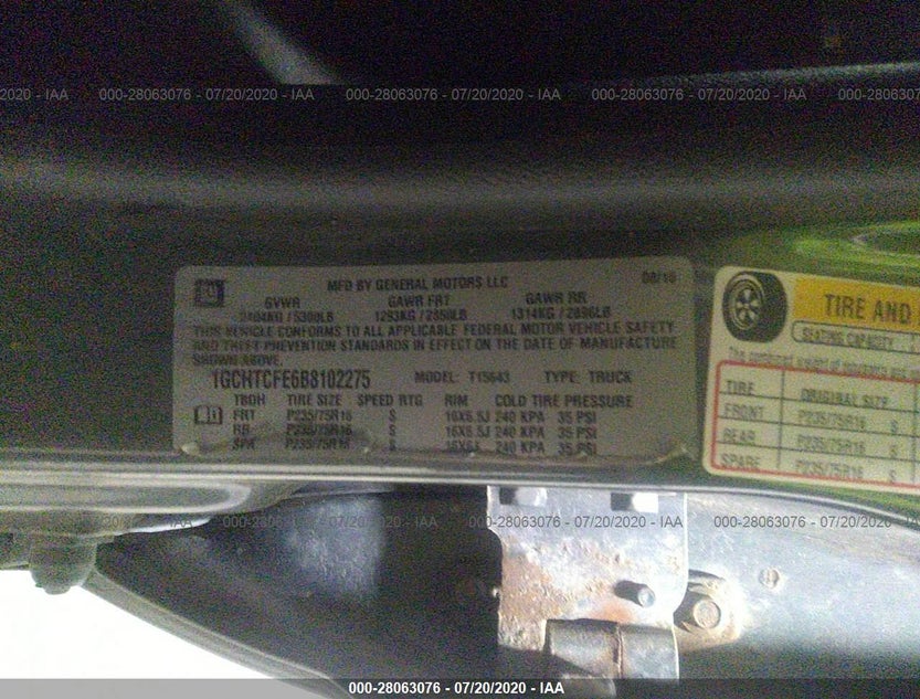 1GCHTCFE6B8102275