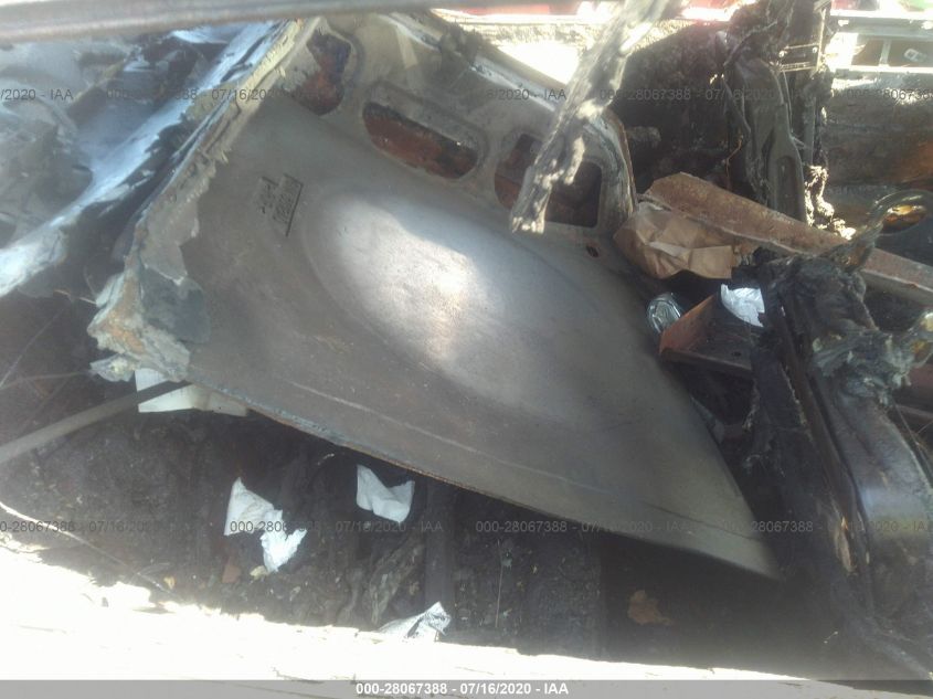 1998 Jaguar Xj8 L VIN: SAJHX6249WC820412 Lot: 28067388