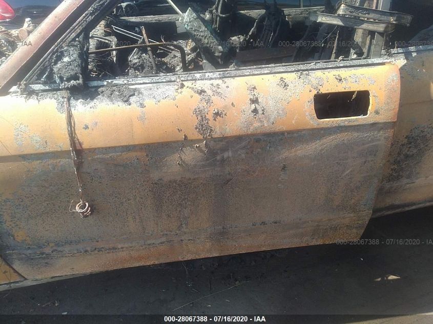 1998 Jaguar Xj8 L VIN: SAJHX6249WC820412 Lot: 28067388