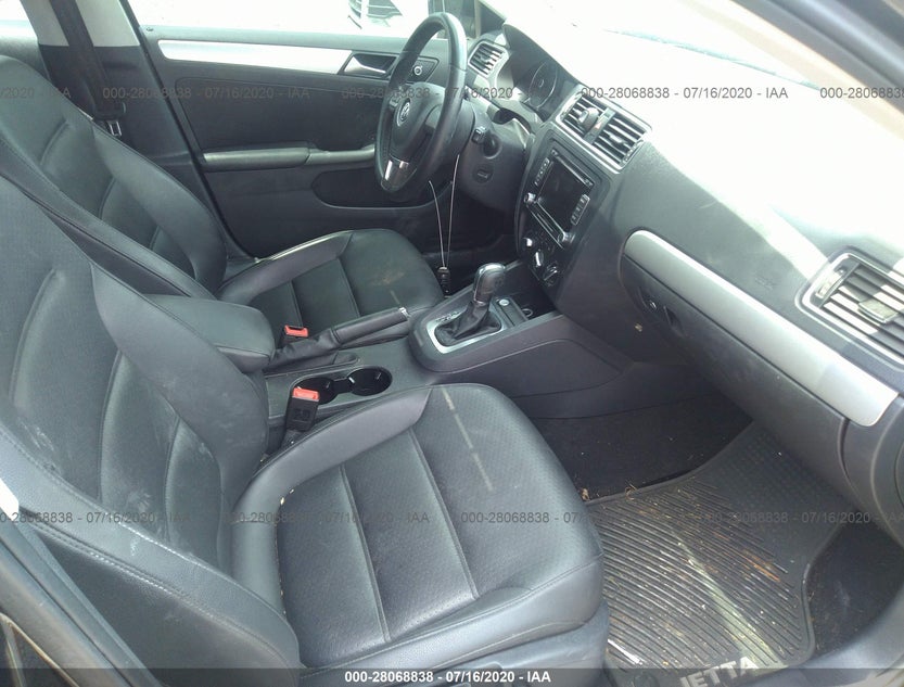 3VWD07AJ7EM411690