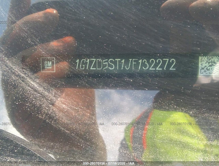 1G1ZD5ST1JF132272