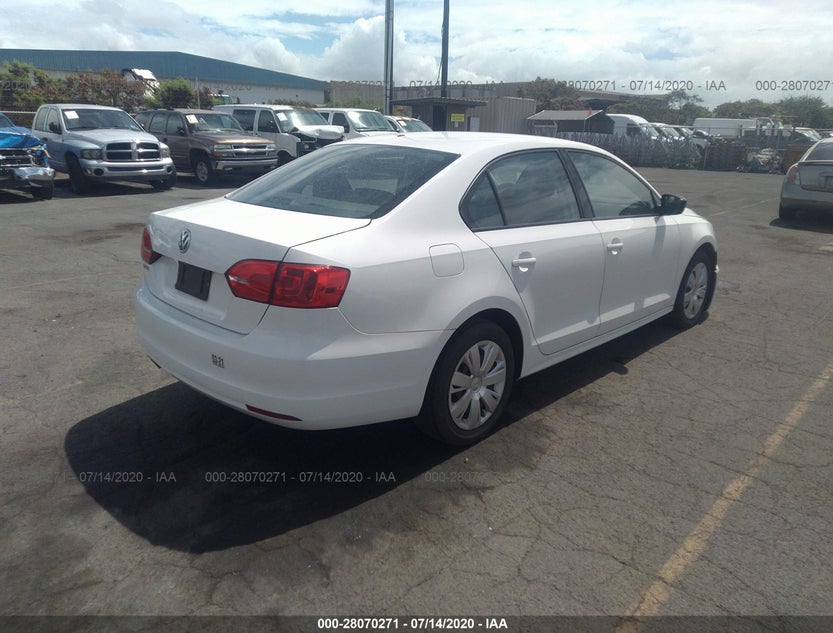 3VW2K7AJ3CM332547