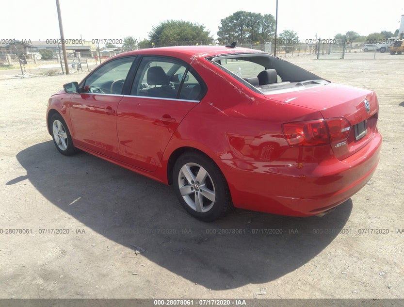 3VWLL7AJ5CM392380