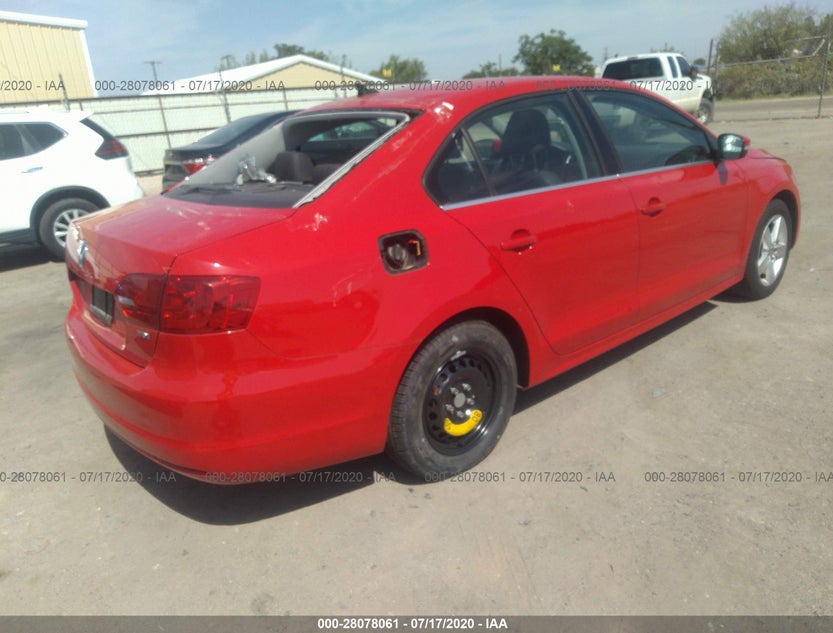3VWLL7AJ5CM392380