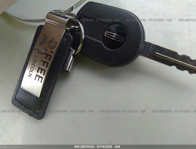 3LNHM26T58R643049