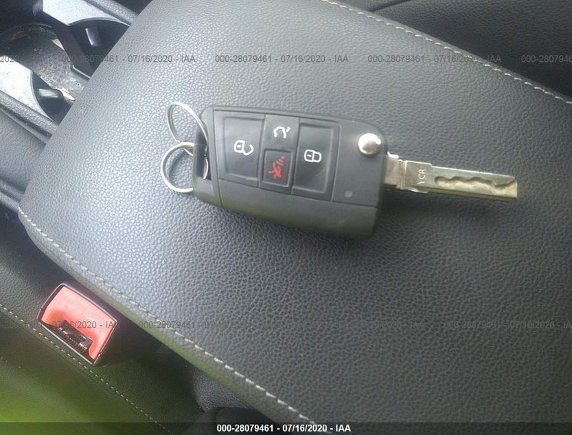 3VW2A7AU0FM066244