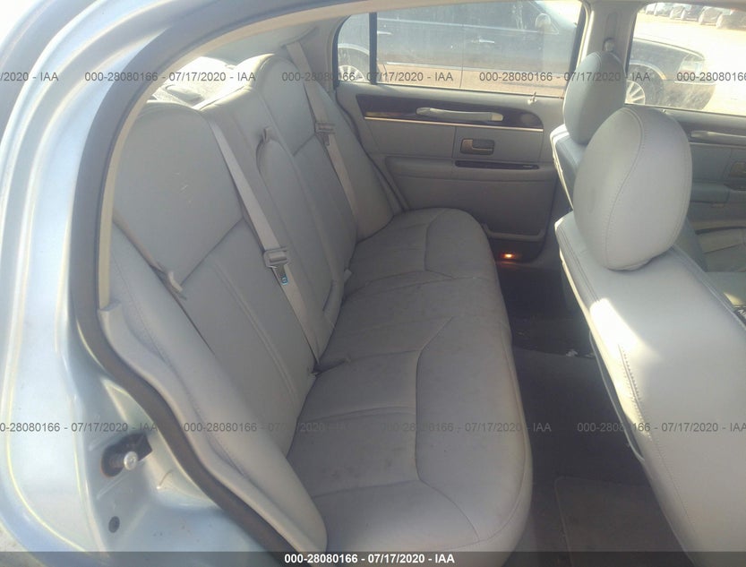 1LNHM82VX6Y610301