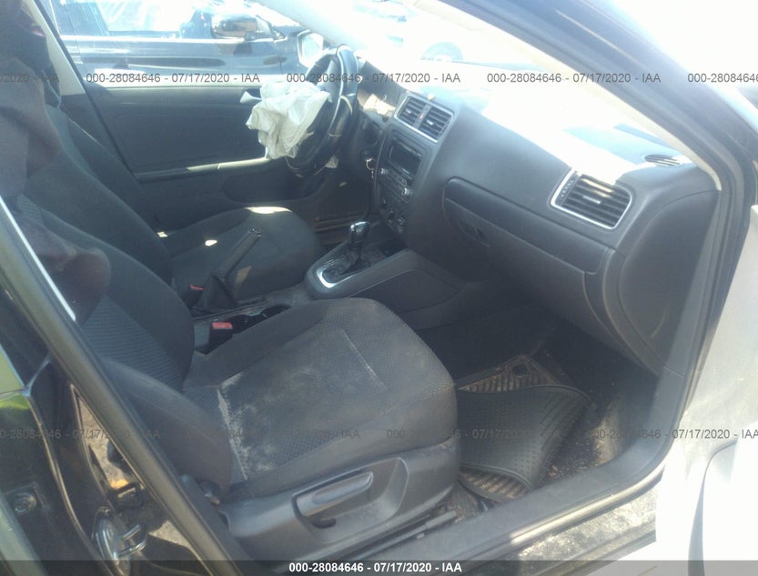 3VW2K7AJ7DM217757