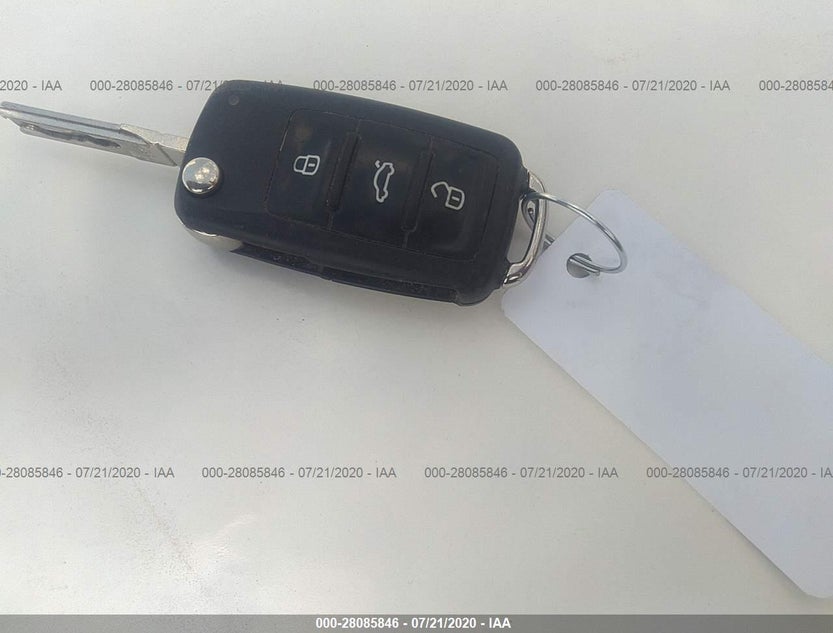 1VWBN7A38CC042587