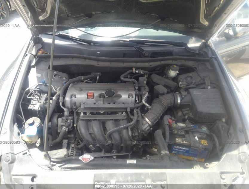 1HGCP2F30AA186674