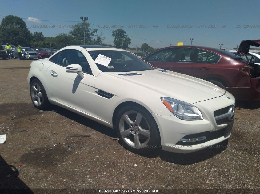 VIN WDDPK4HA2DF049853 2013 Mercedes-Benz SLK-Class,... no.1