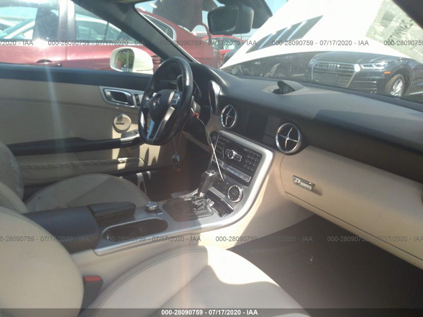 VIN WDDPK4HA2DF049853 2013 Mercedes-Benz SLK-Class,... no.5