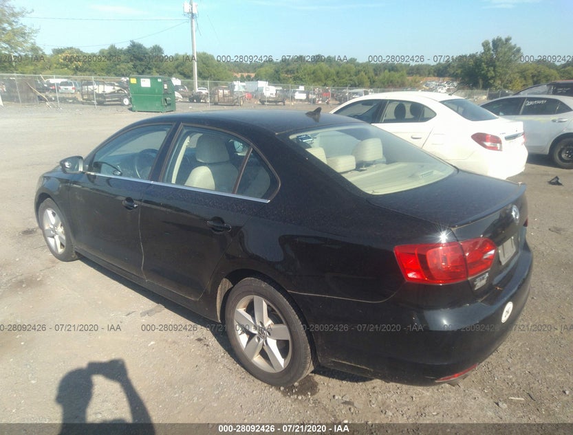 3VWLL7AJ0DM203216