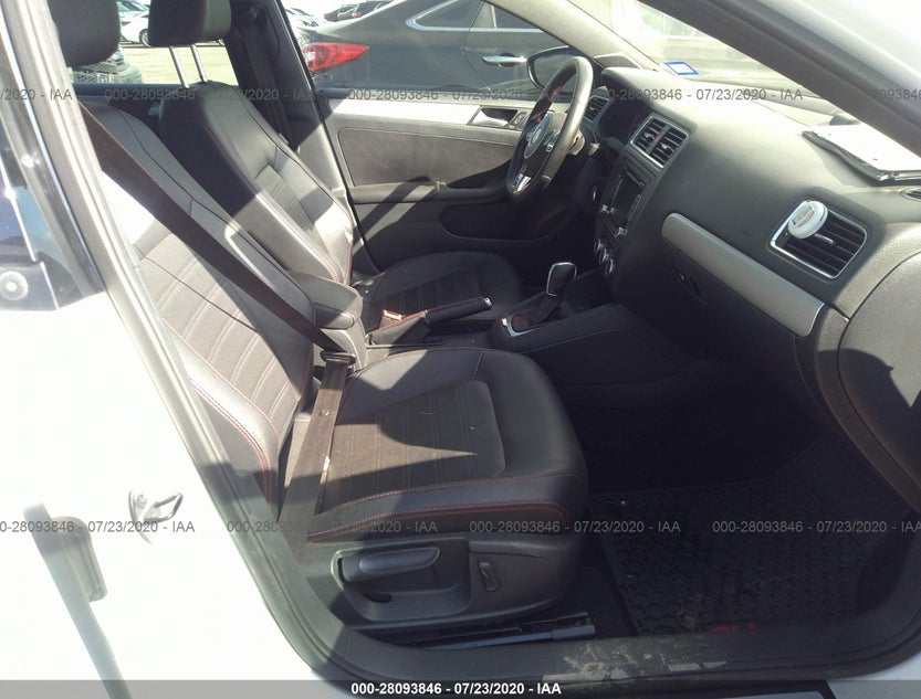 3VW4S7AJ7EM363974