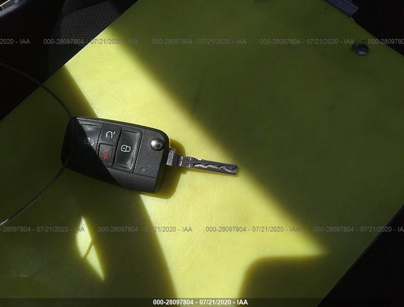 3VWC57BU8KM030108