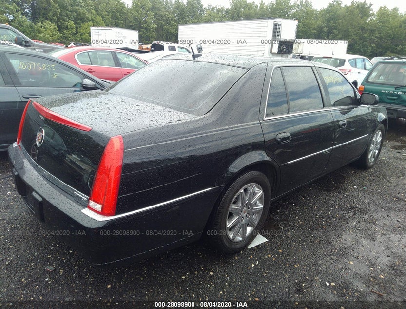 1G6KD57Y18U200866