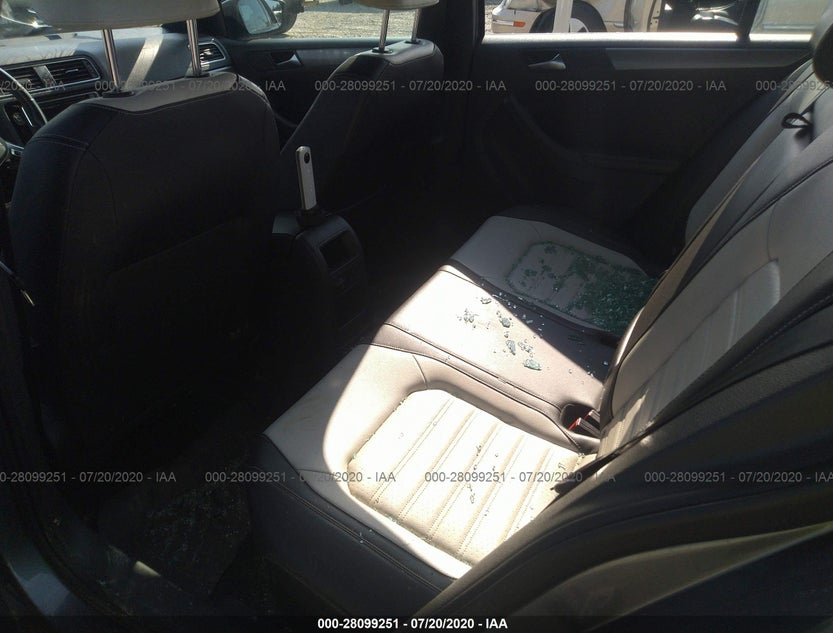 3VWB17AJ8GM250256