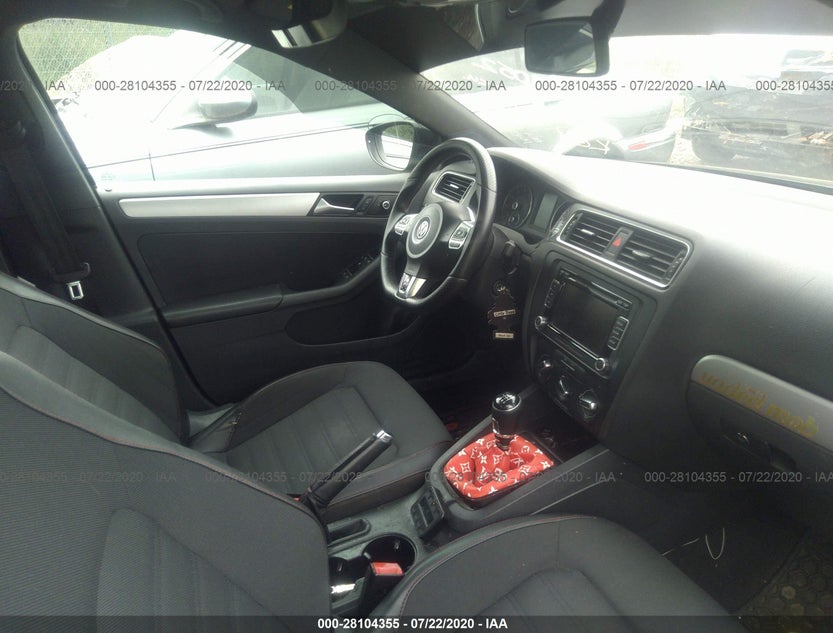 3VW567AJ9CM409052