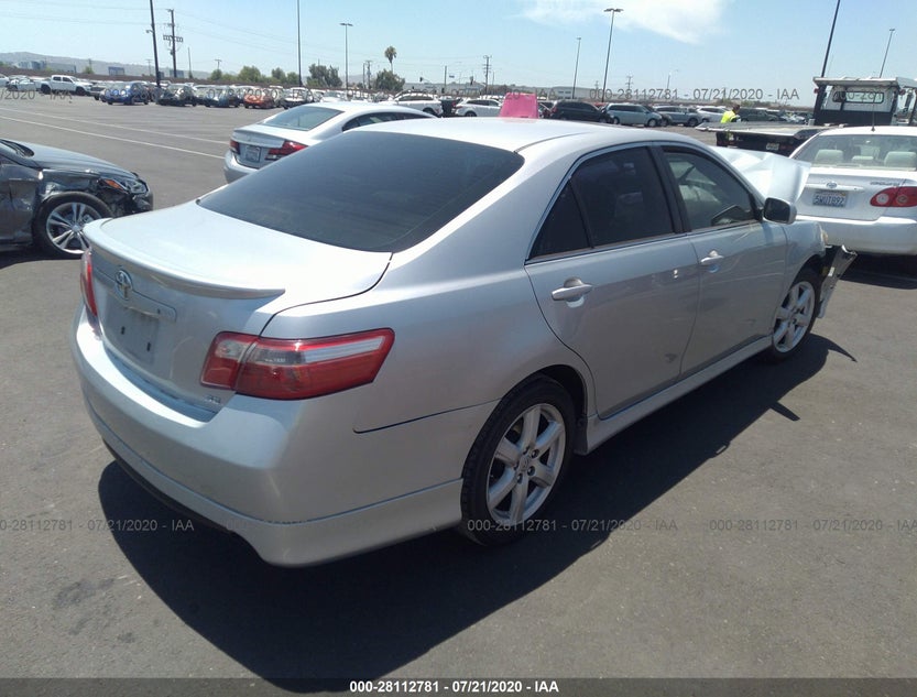 4T1BK46K17U504798