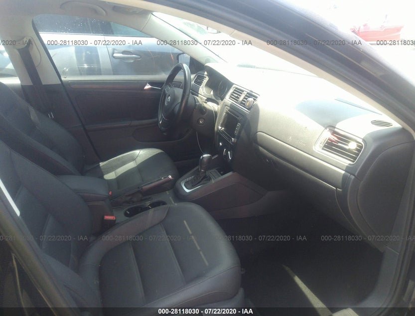 3VWDP7AJ8CM309842