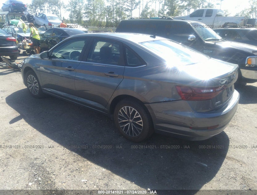 3VWCB7BU6LM006870