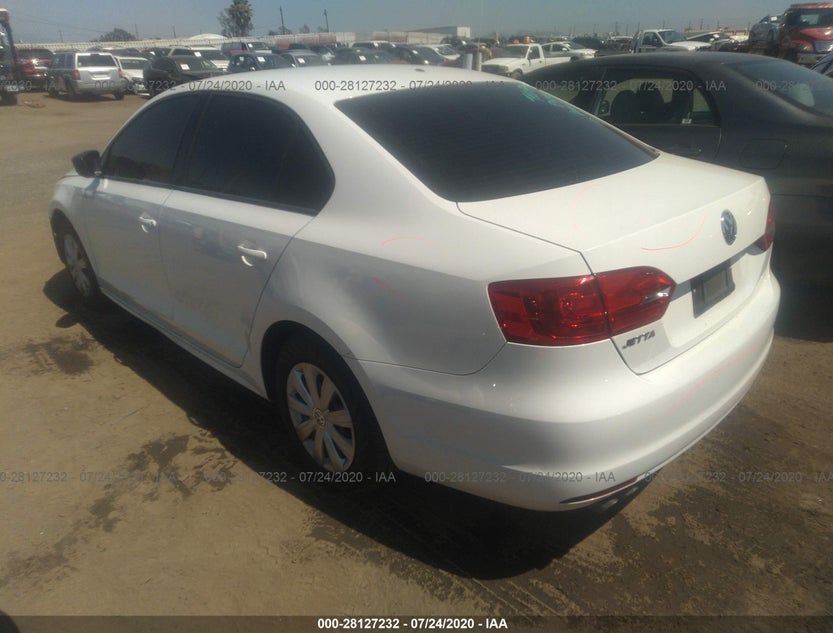 3VW2K7AJ9DM210194